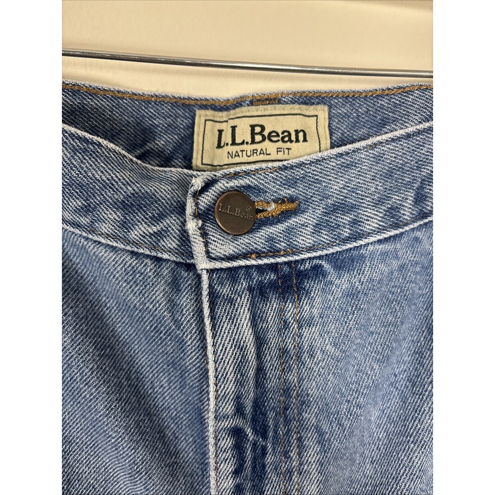 LL Bean Natural Fit Jeans Mens 42x32 Fit 40x30 Blue Denim Pants Straight Leg Vtg - Picture 4 of 13